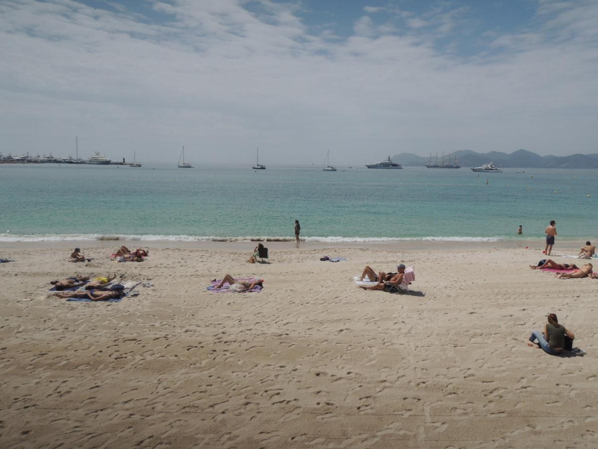 Luxury Family 2Br - Prime Location, Walk To Beach & Shopping, Sunny Balcony - Totolulu Cannes Hoche Ngoại thất bức ảnh
